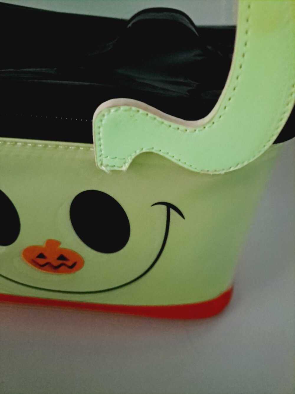 Disney Nightmare Before Christmas Zero Cosplay Makeup Traincase Glow In The Dark - Picture 3 of 9